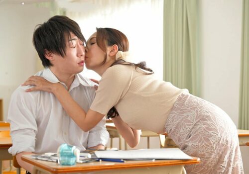 Mối tình lén lút tuyệt vời của cô giáo trẻ và cậu học trò số hưởng Mối tình lén lút tuyệt vời của cô giáo trẻ và cậu học trò số hưởng