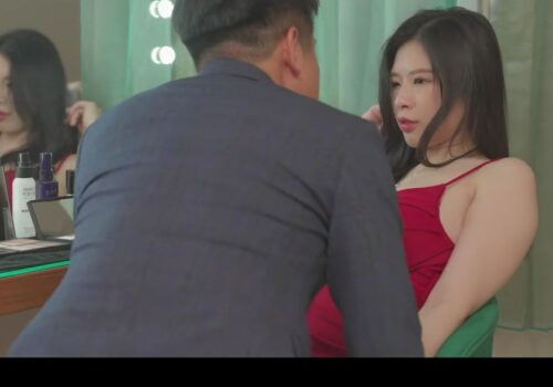 Nữ ca sĩ xinh đẹp bị tên quản lý gạ địt trong phòng thay đồ Nữ ca sĩ xinh đẹp bị tên quản lý gạ địt trong phòng thay đồ