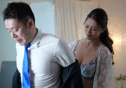 Vợ xinh đi làm thêm ngoại tình với trai trẻ vì chồng thờ ơ Vợ xinh đi làm thêm ngoại tình với trai trẻ vì chồng thờ ơ